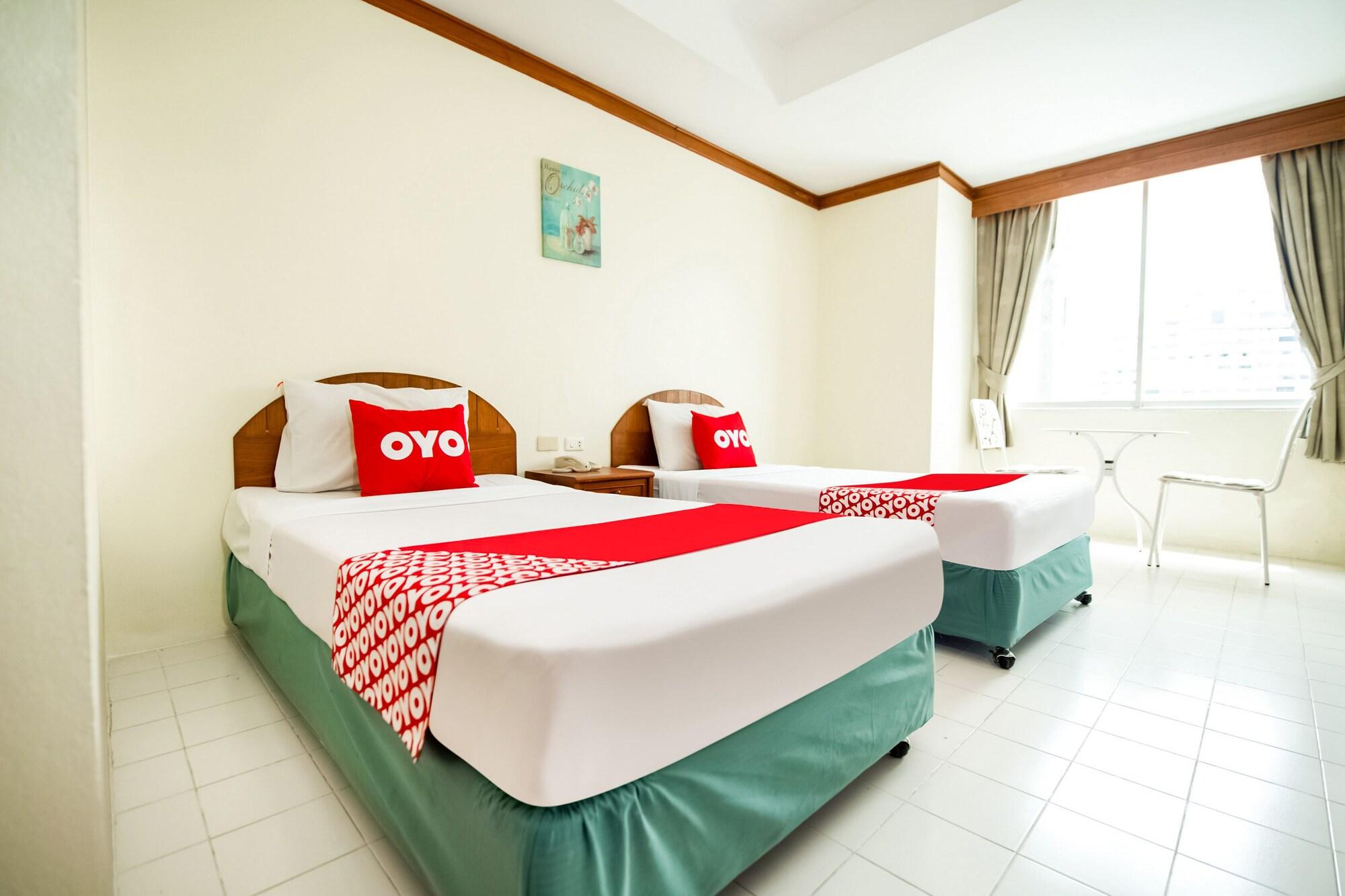 Oyo 320 Regent 2002 Guest House Phuket Екстериор снимка